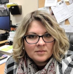 Meet your Posher, Dana